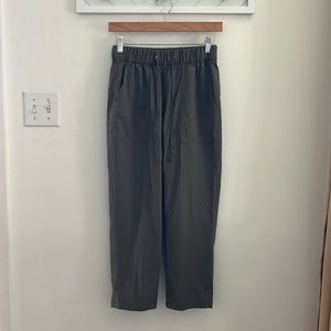 Old Navy Active Stretch Tech Pants - Size Small